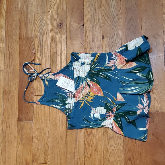 Woman’s summer top Patrons of peace - Picture 2 of 5